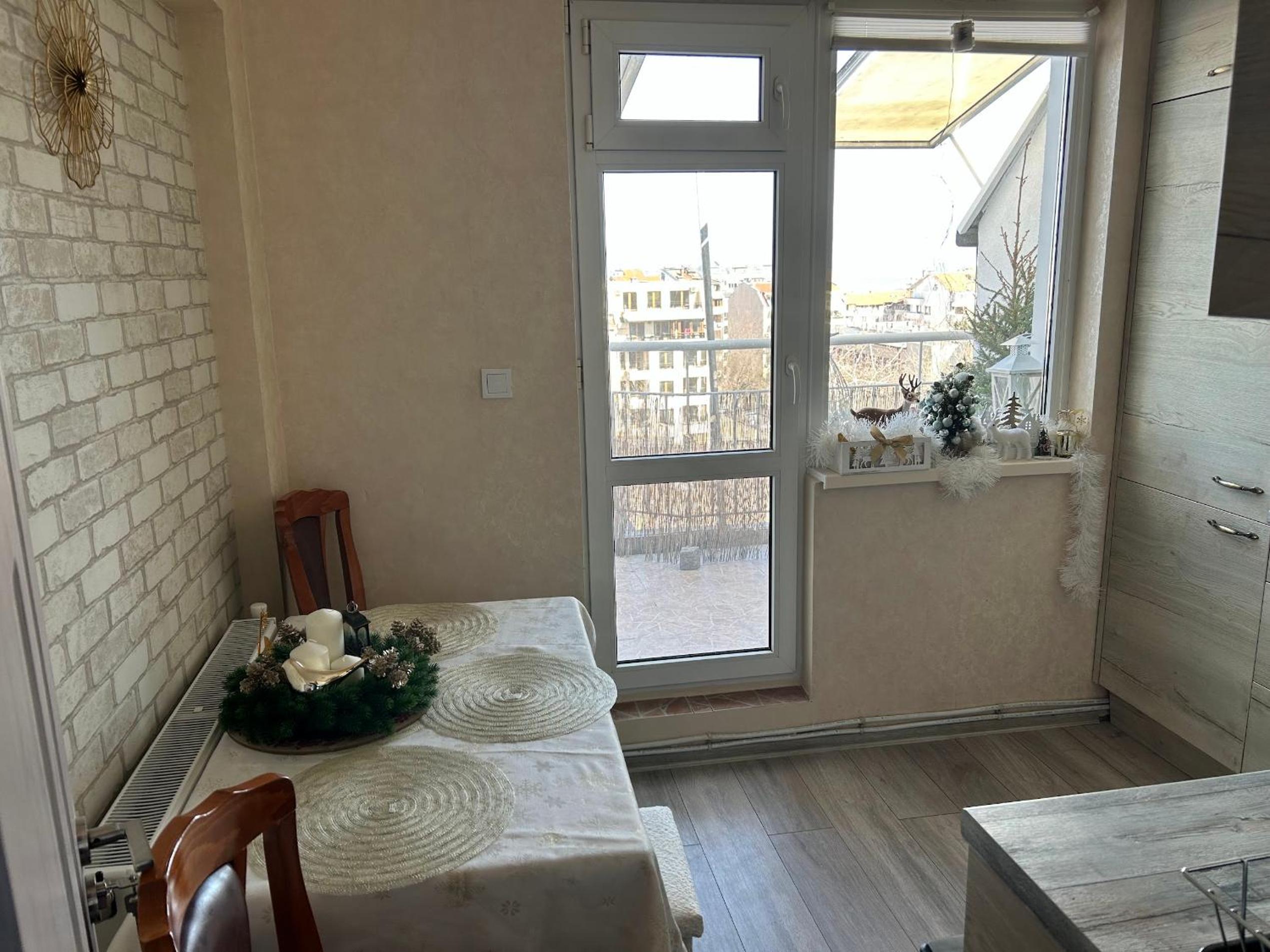 City Leisure in a Flower Sea Apartment, Burgas Lazur