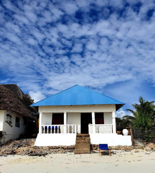 Fisherman's Cottage on the beach