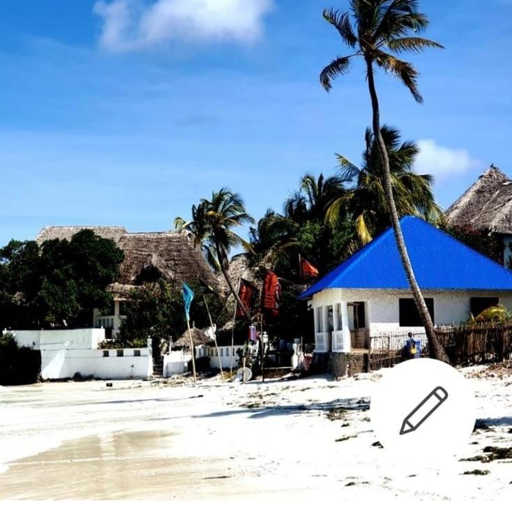 Fisherman's Cottage on the beach