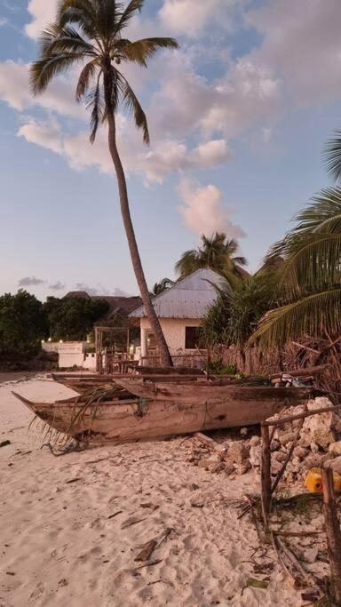 Fisherman's Cottage on the beach