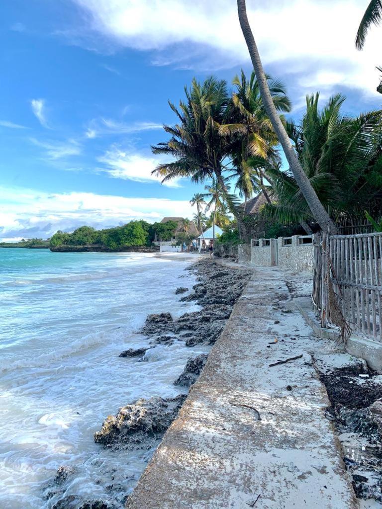 Fisherman's Cottage on the beach