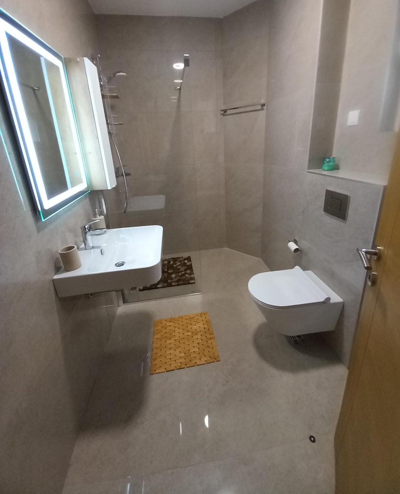 LUX Apartment Secret Residence