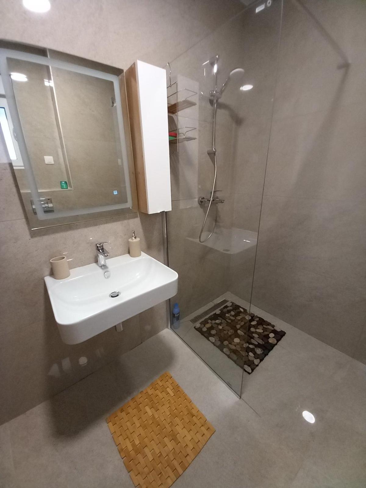 LUX Apartment Secret Residence