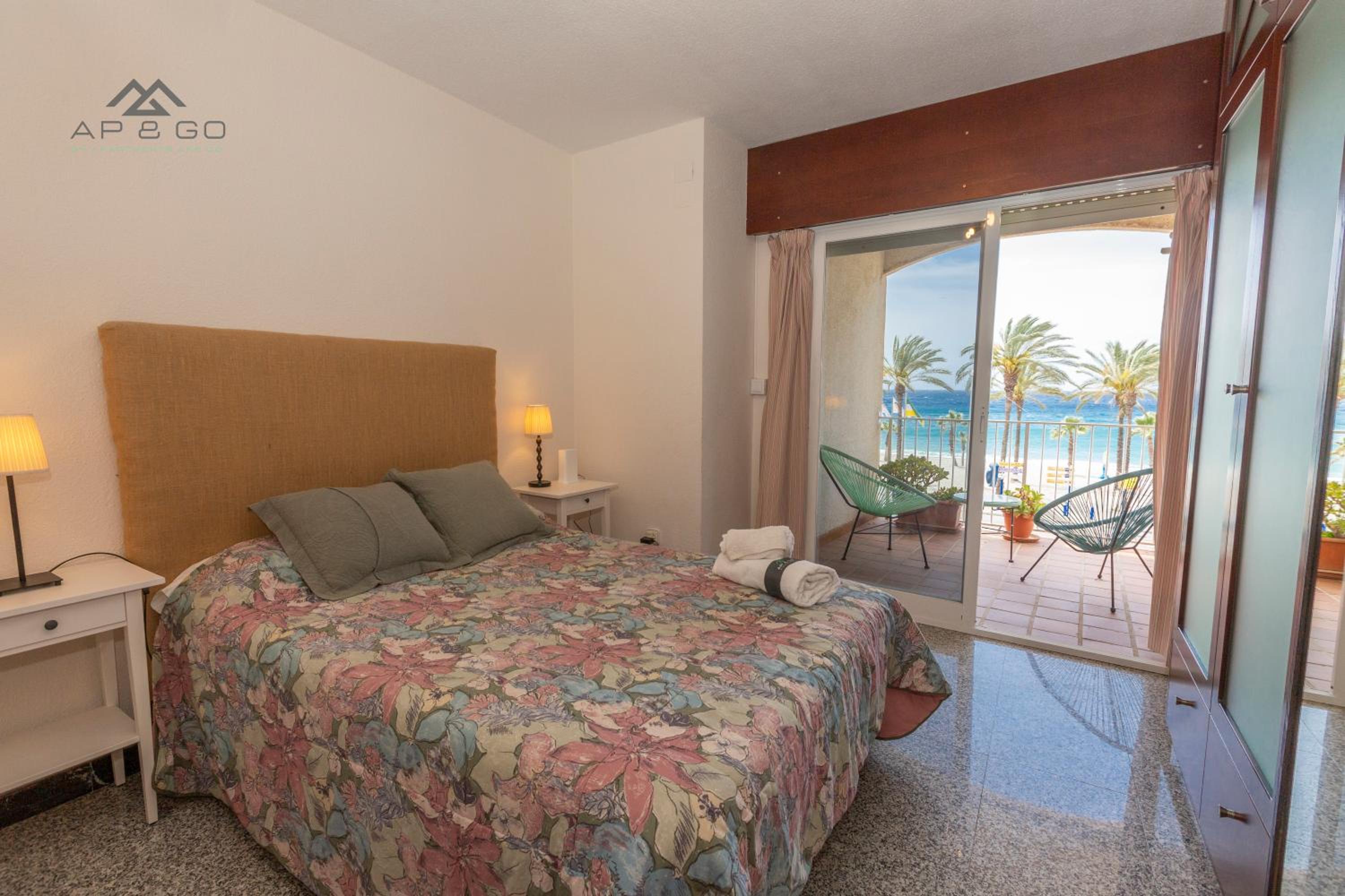 Duplex Beachfront Andres Segovia