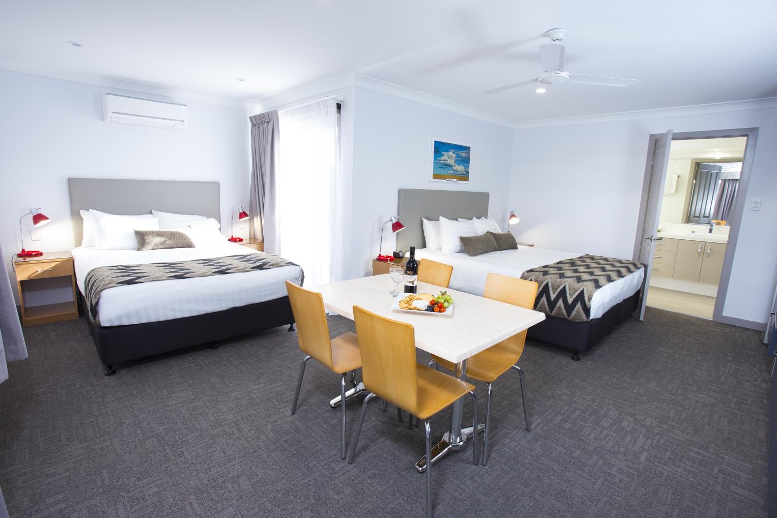 Altitude Motel Apartments