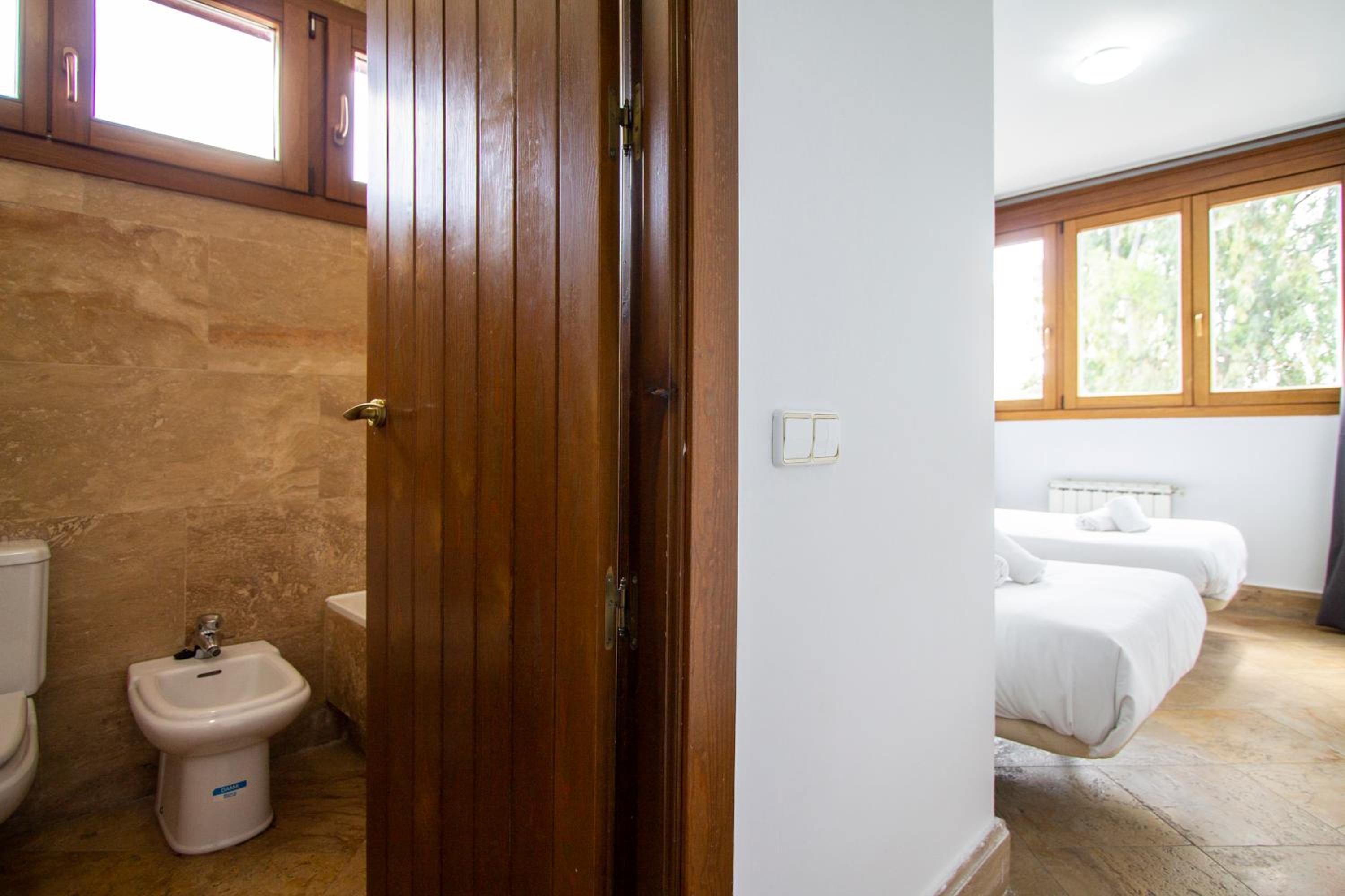 Apartamentos Villablino Arturo Soria