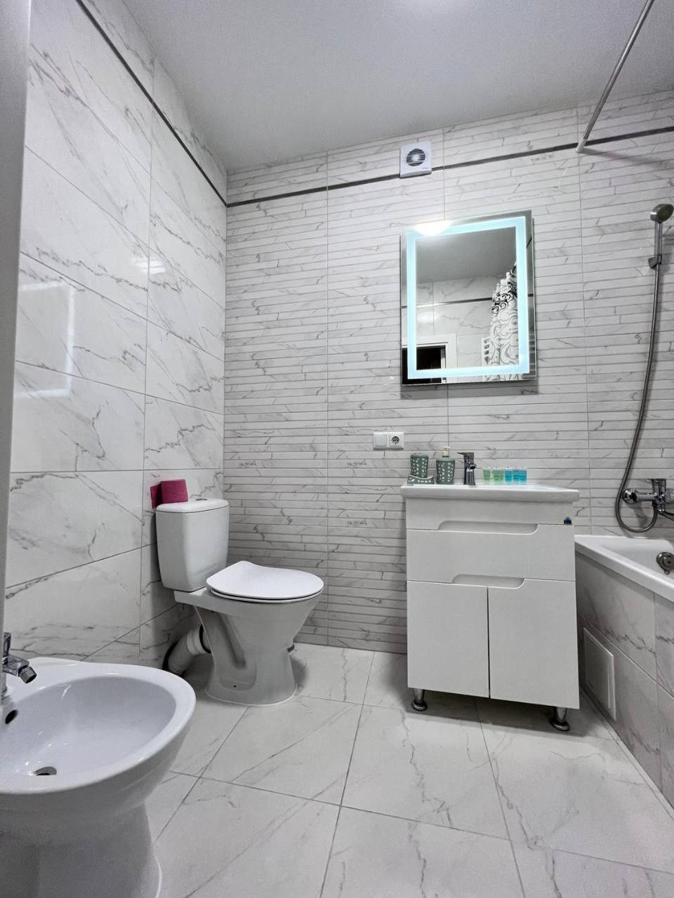 Gold Apartment Vysochana18
