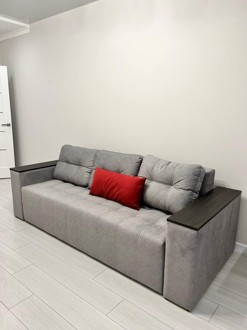 Gold Apartment Vysochana18