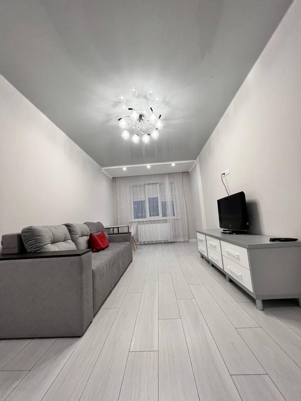 Gold Apartment Vysochana18