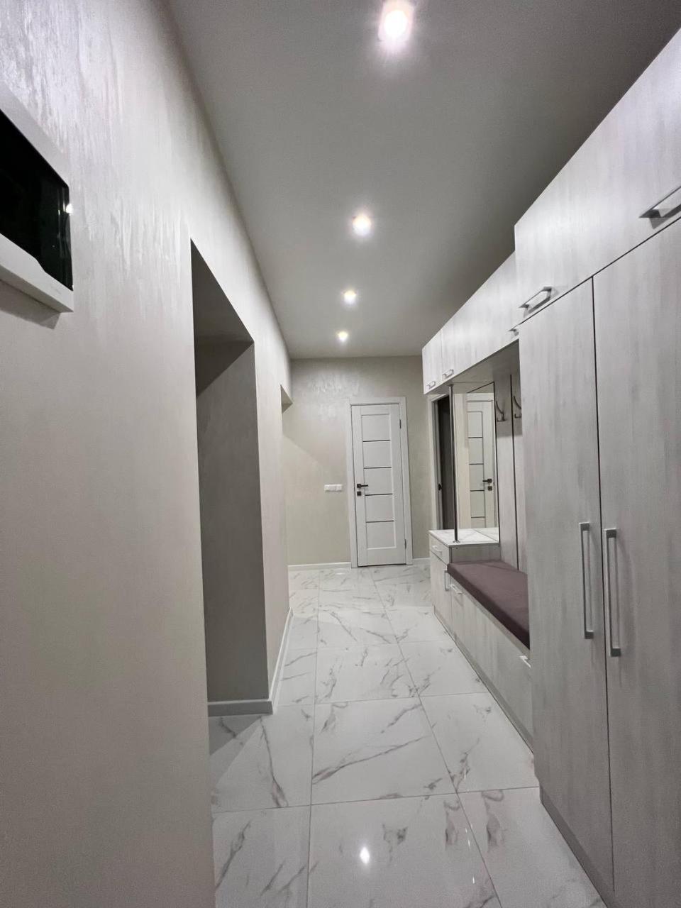 Gold Apartment Vysochana18