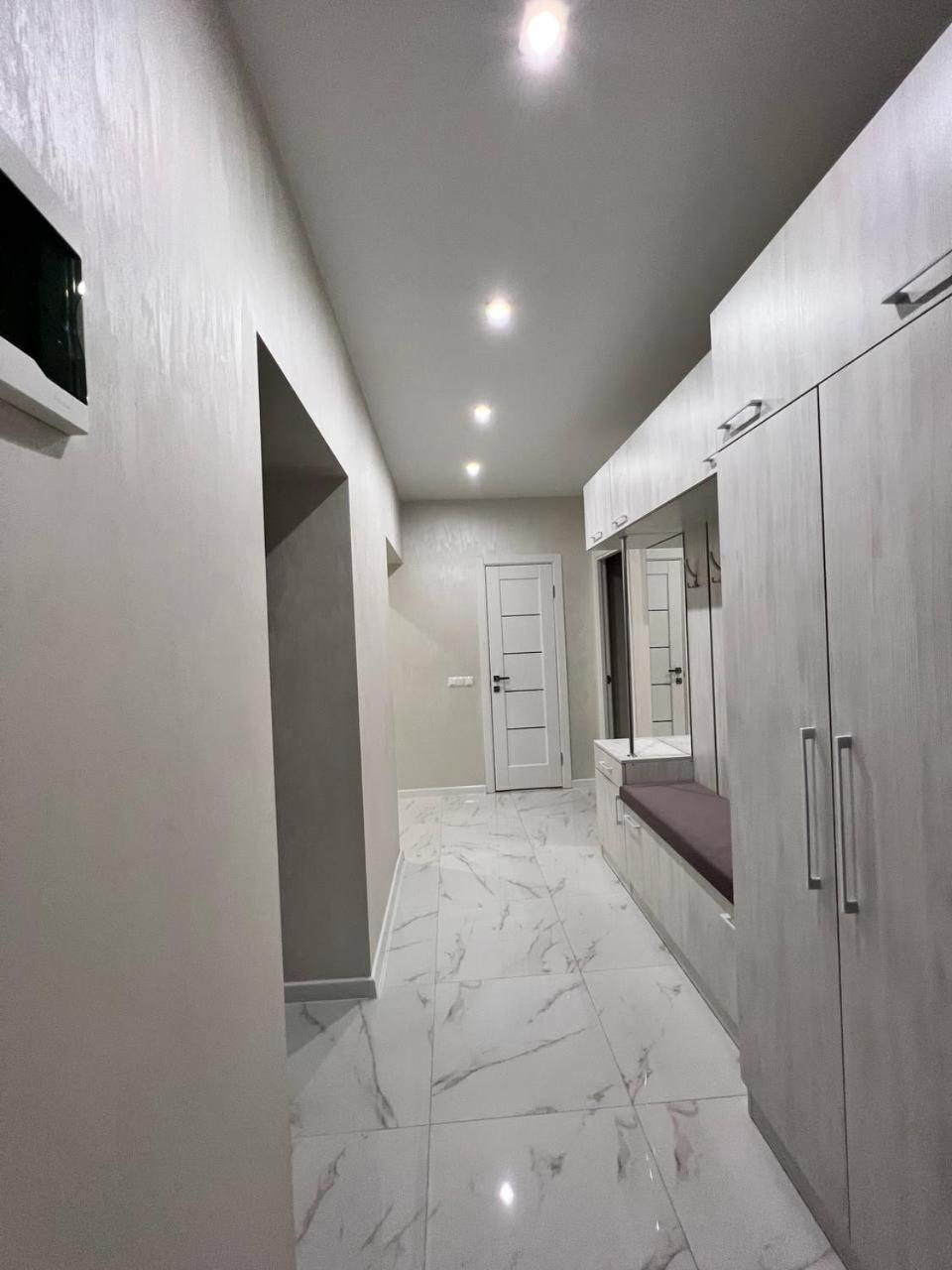 Gold Apartment Vysochana18