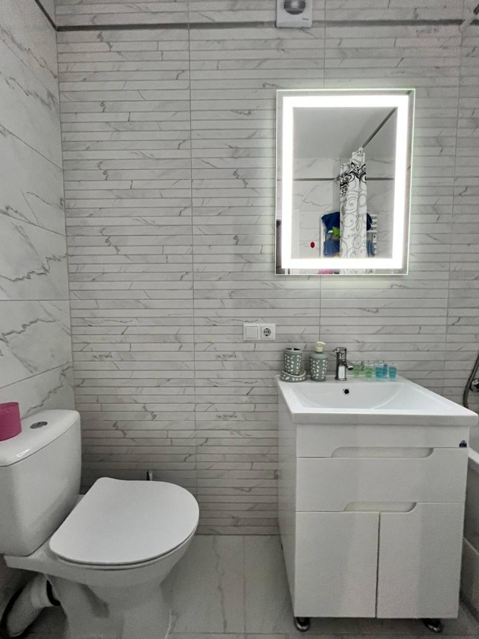 Gold Apartment Vysochana18