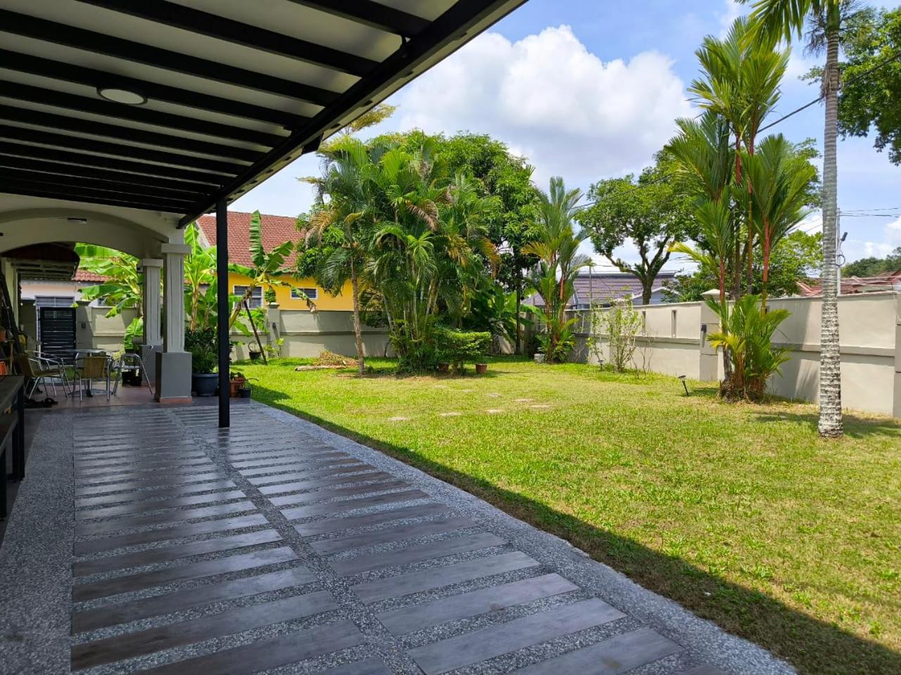 Garden Homestay
