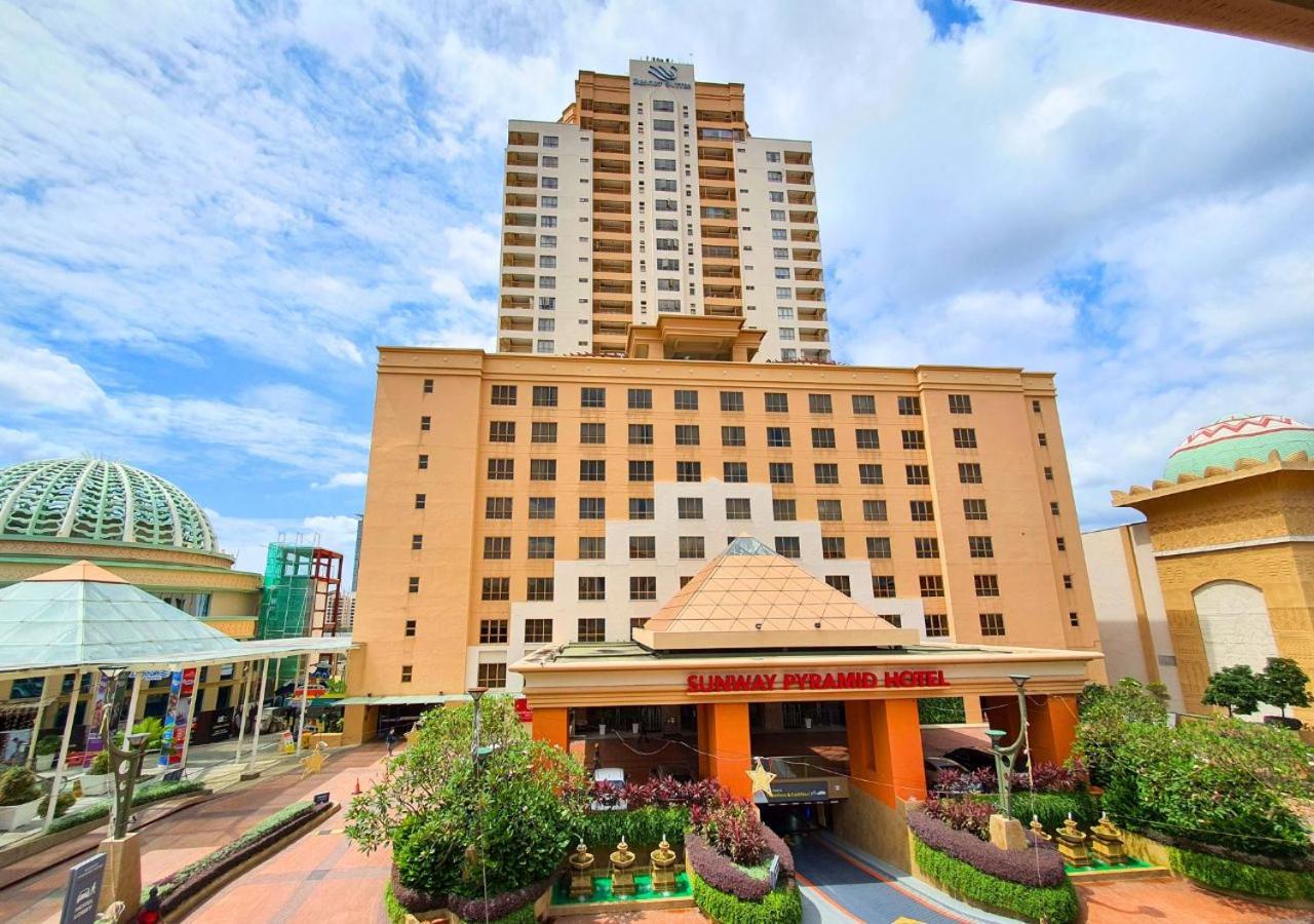 Sunway Studio Homestay 1-min walk Sunway Pyramid Mall & Lagoon by Cloud Host photo 1