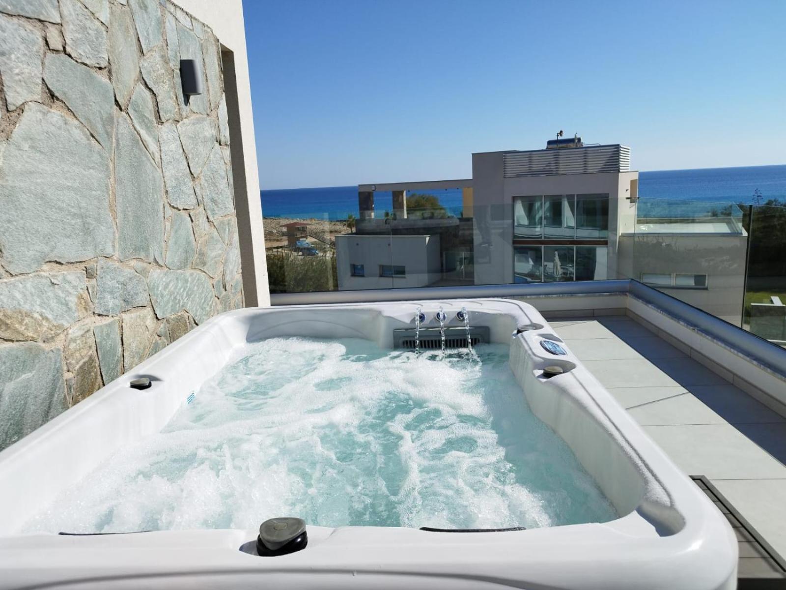 Sea Pearl Seaview Villa - Oriana