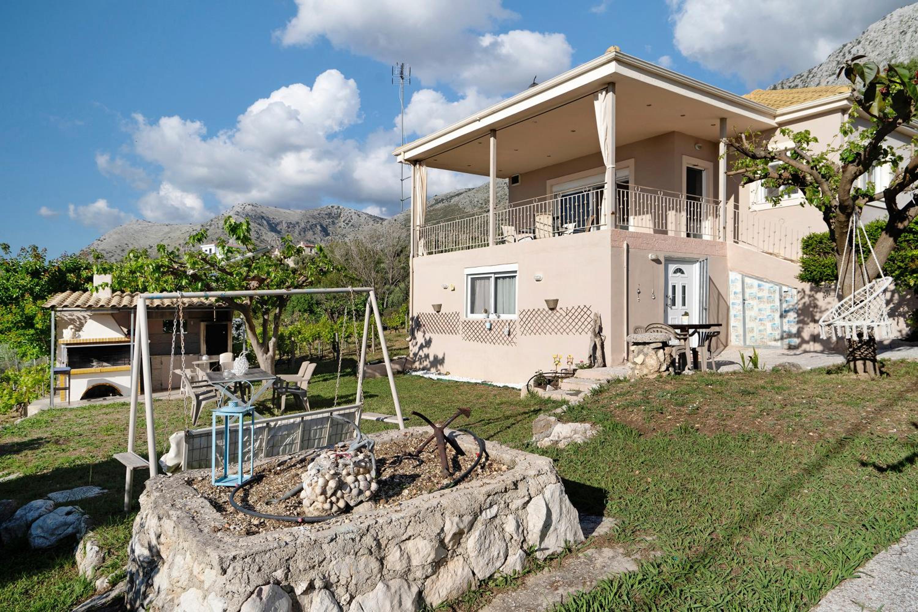 Villa Ermina Paleros - Property Image 1