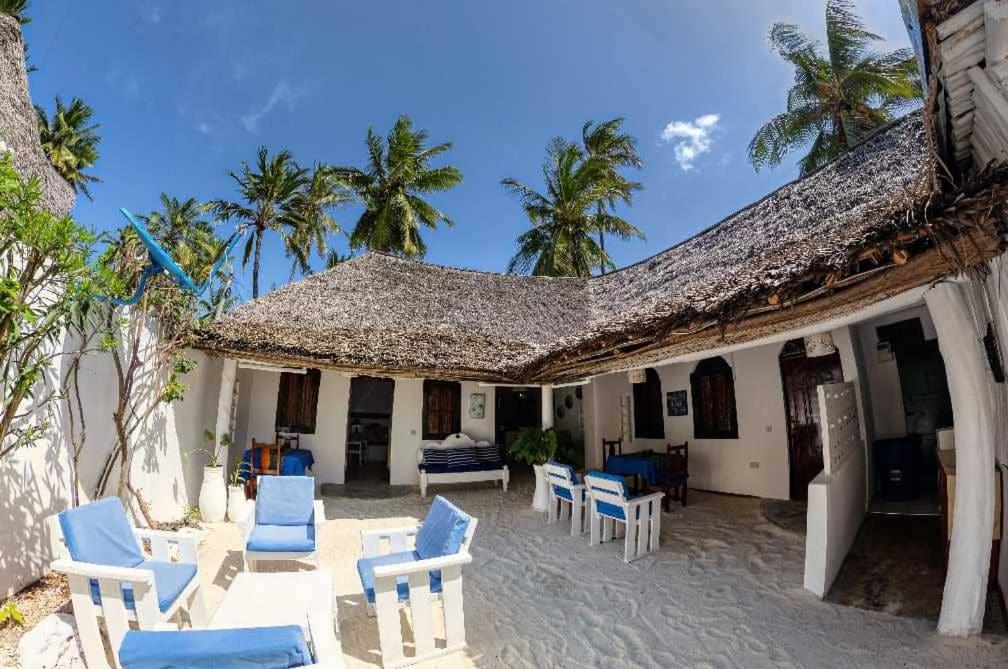 Peter Pan Beach Lodge