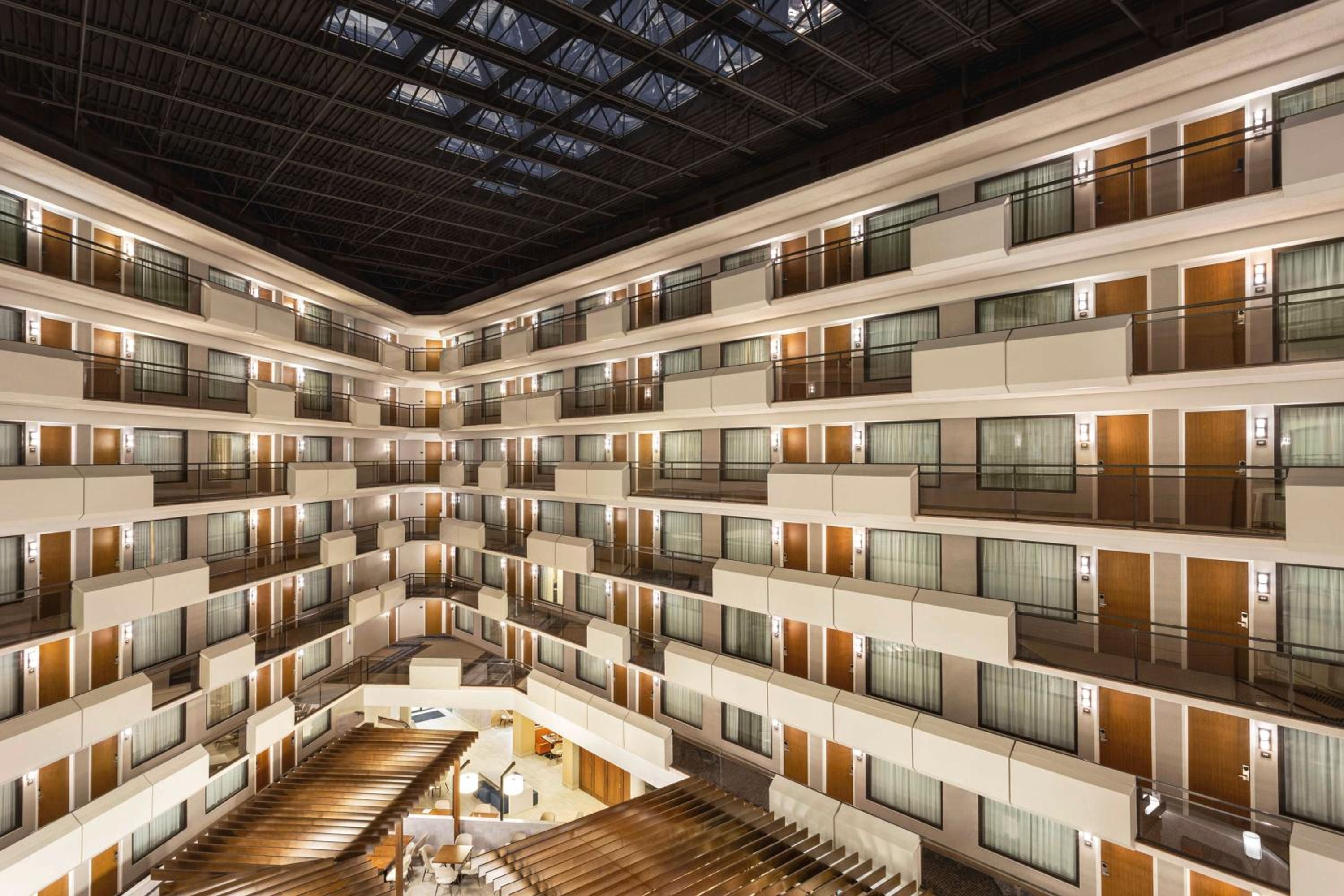 Embassy Suites by Hilton Kansas City Overland Park - Property Image 2