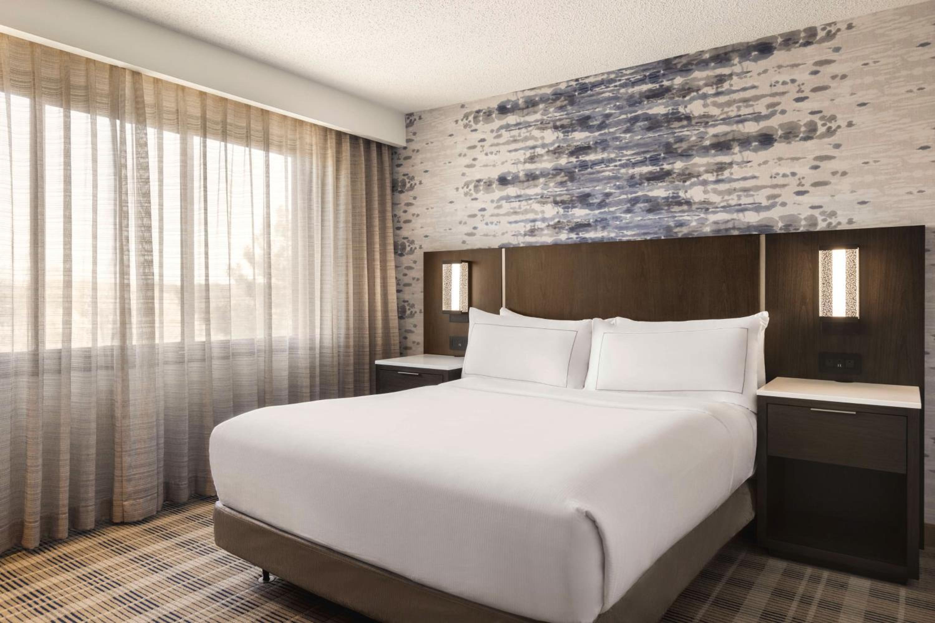 Embassy Suites by Hilton Kansas City Overland Park - Property Image 36