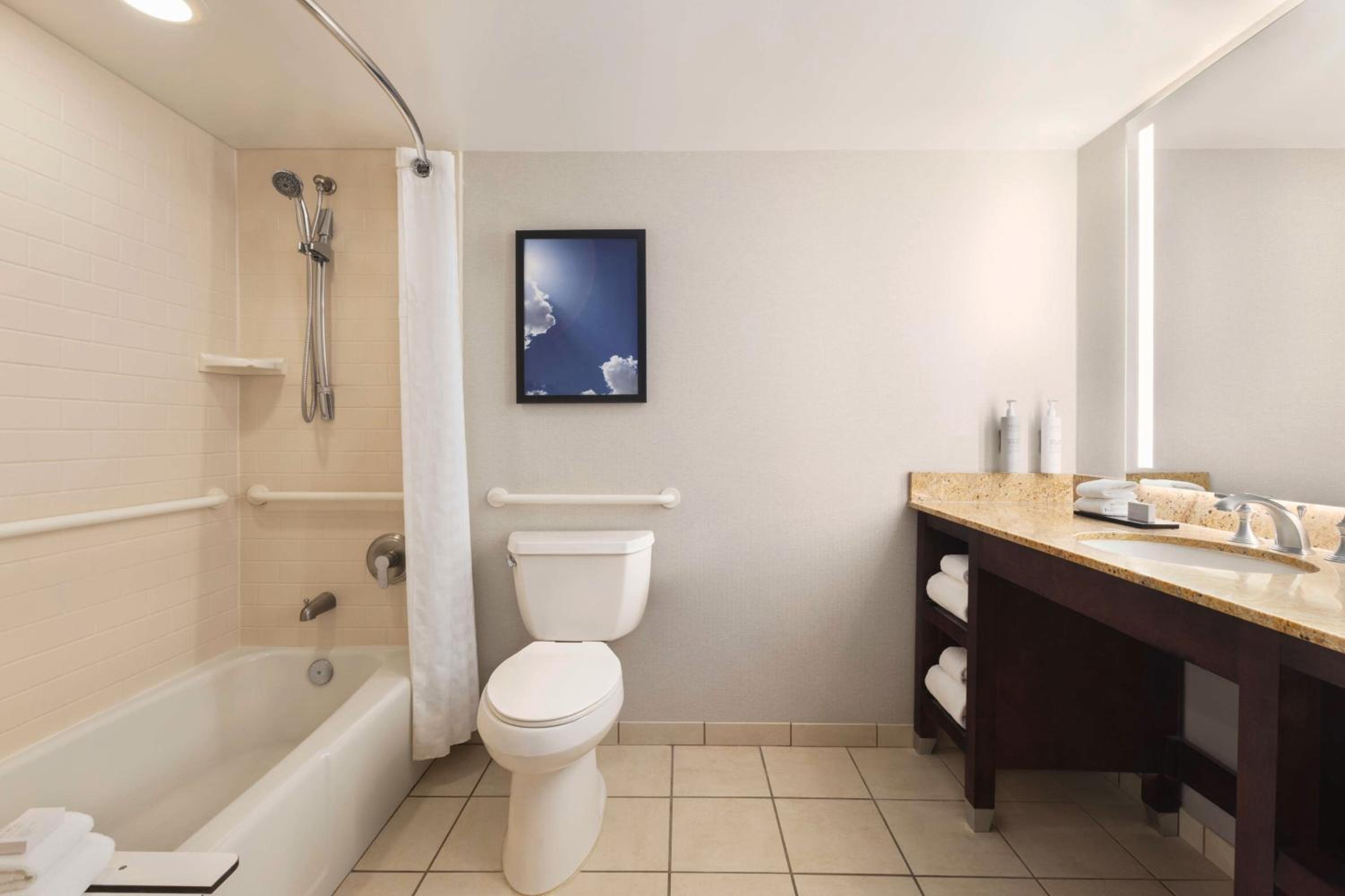 Embassy Suites by Hilton Kansas City Overland Park - Property Image 54