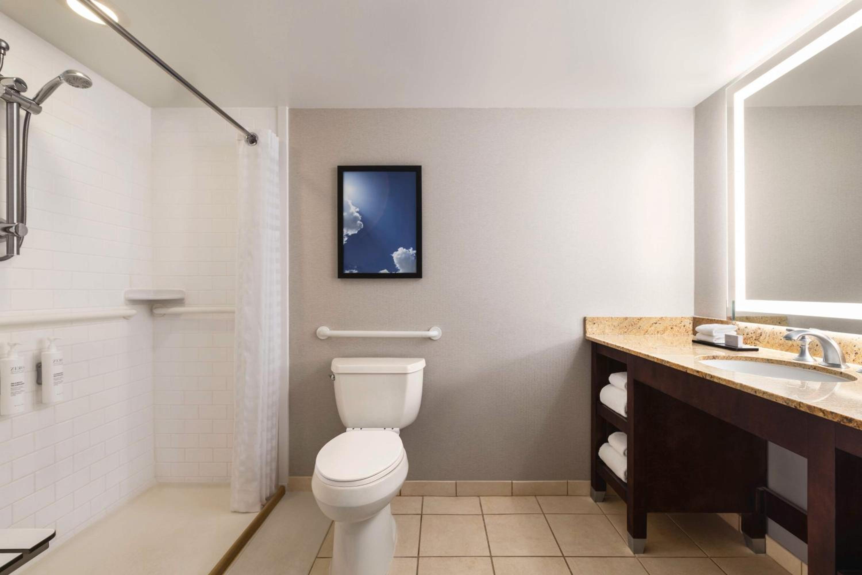 Embassy Suites by Hilton Kansas City Overland Park - Property Image 14