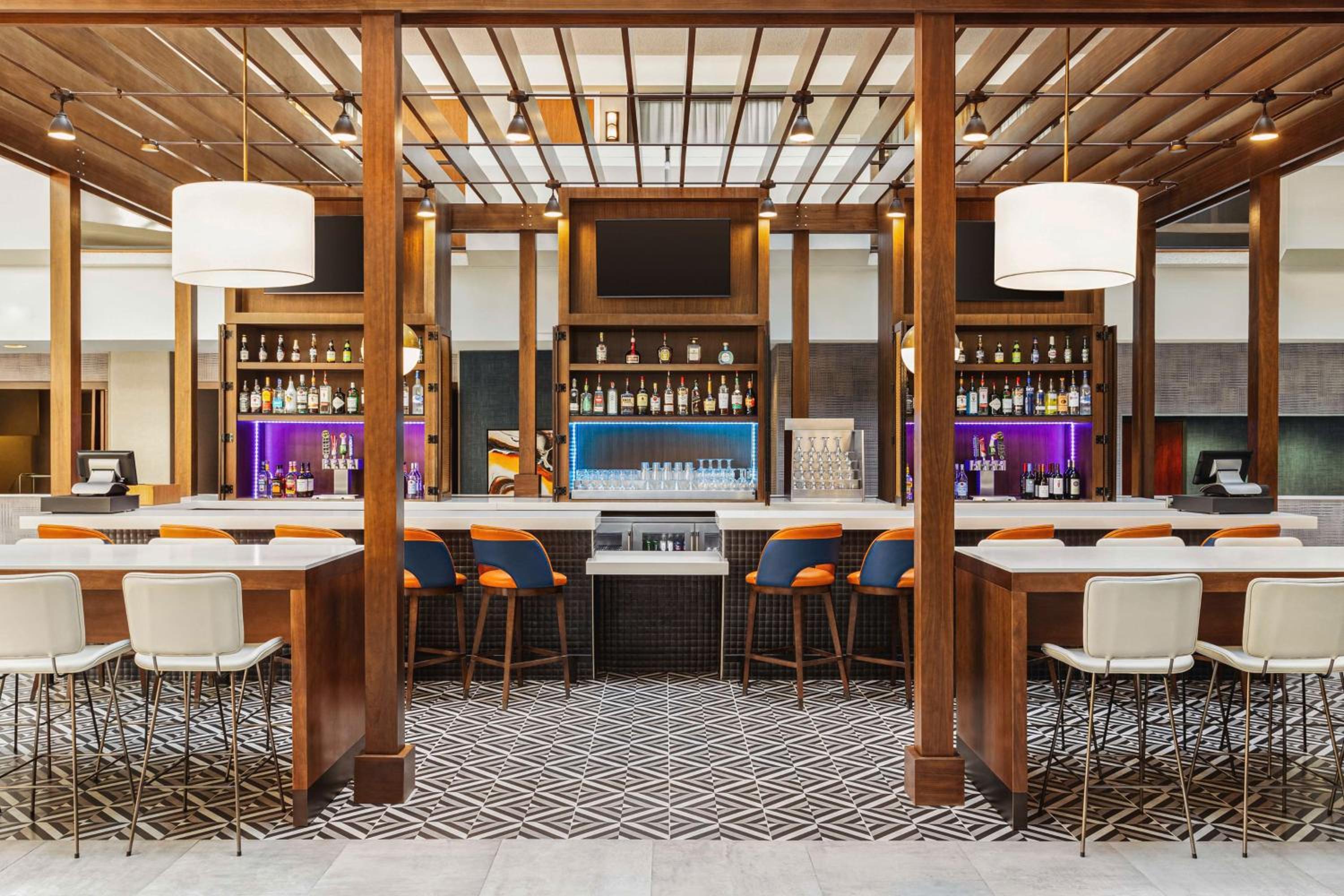 Embassy Suites by Hilton Kansas City Overland Park - Property Image 27