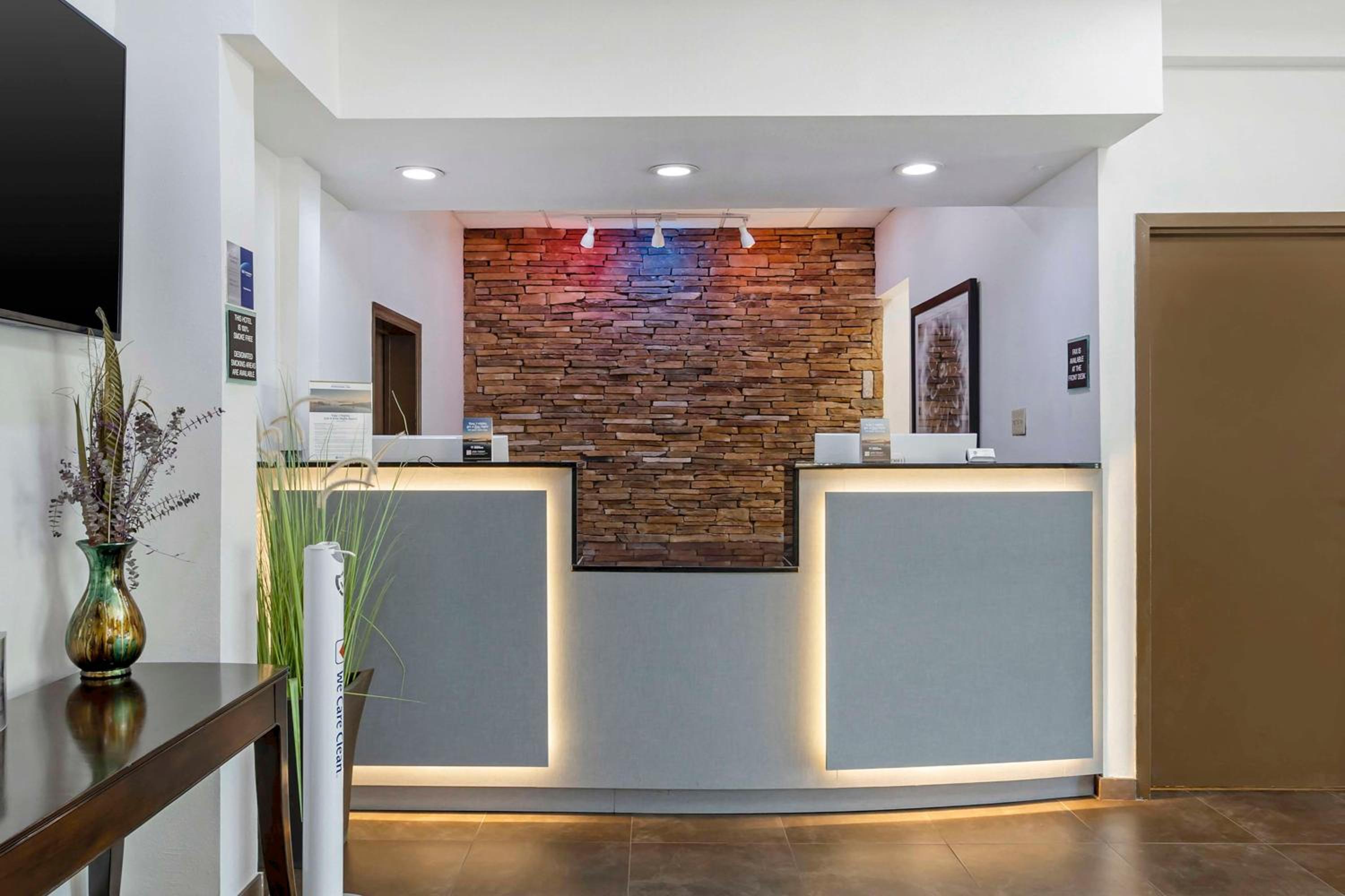 Best Western Kimball Inn - Property Image 13