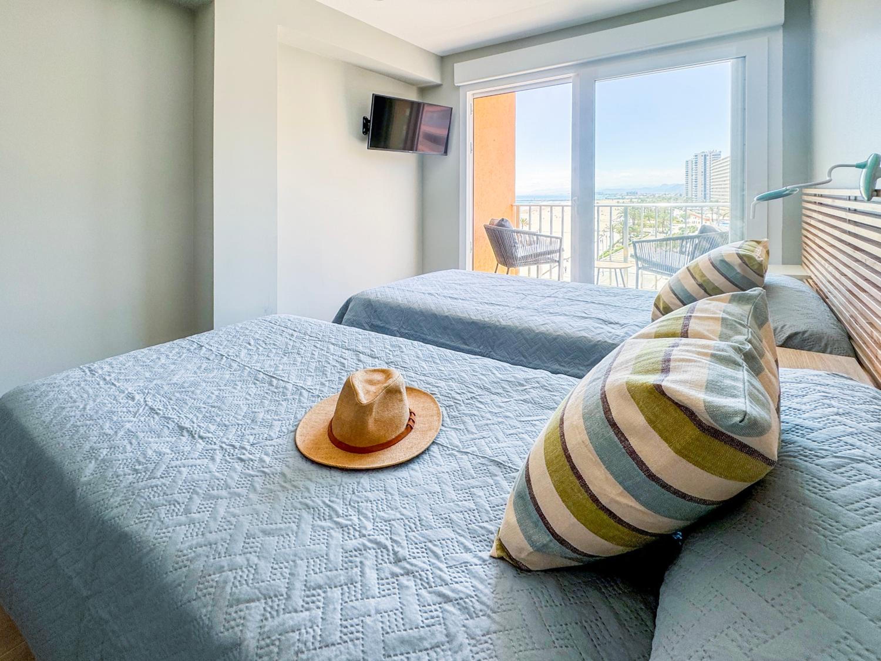 El Séptimo Cielo de la Bahía de los Naranjos - Primera Línea de Playa photo 5