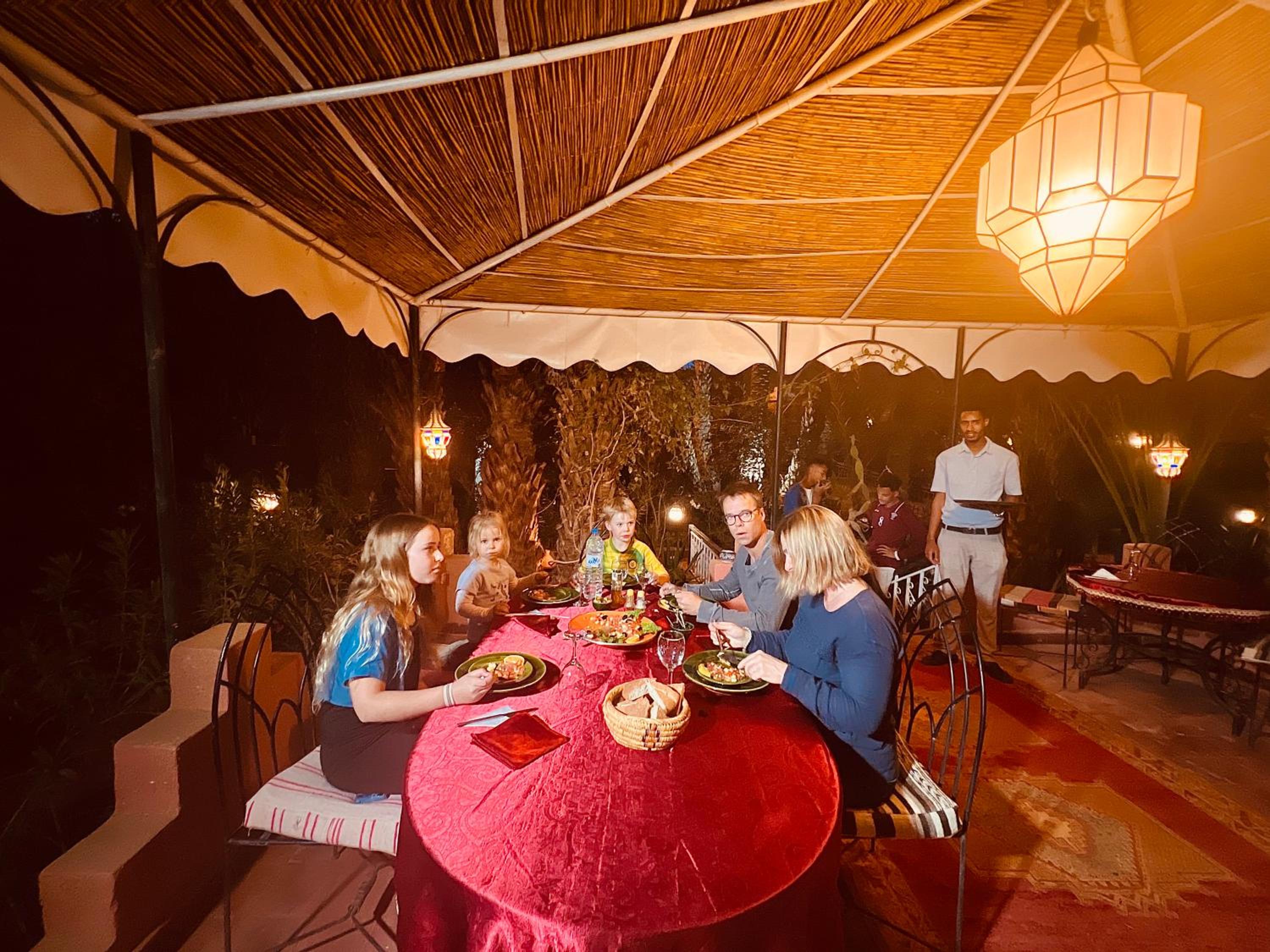 dining