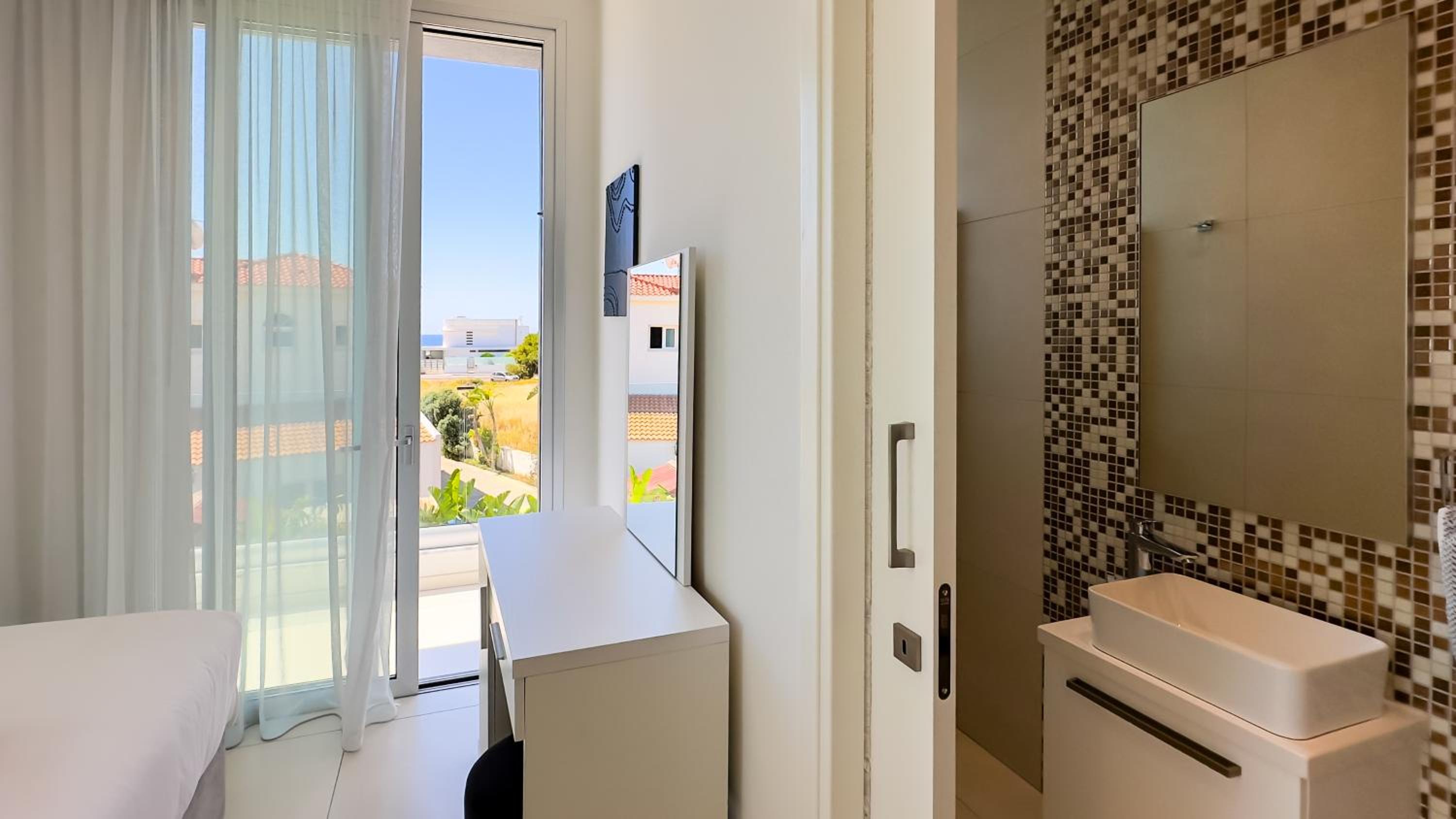 City Napa Seaview Villas - Villa 6