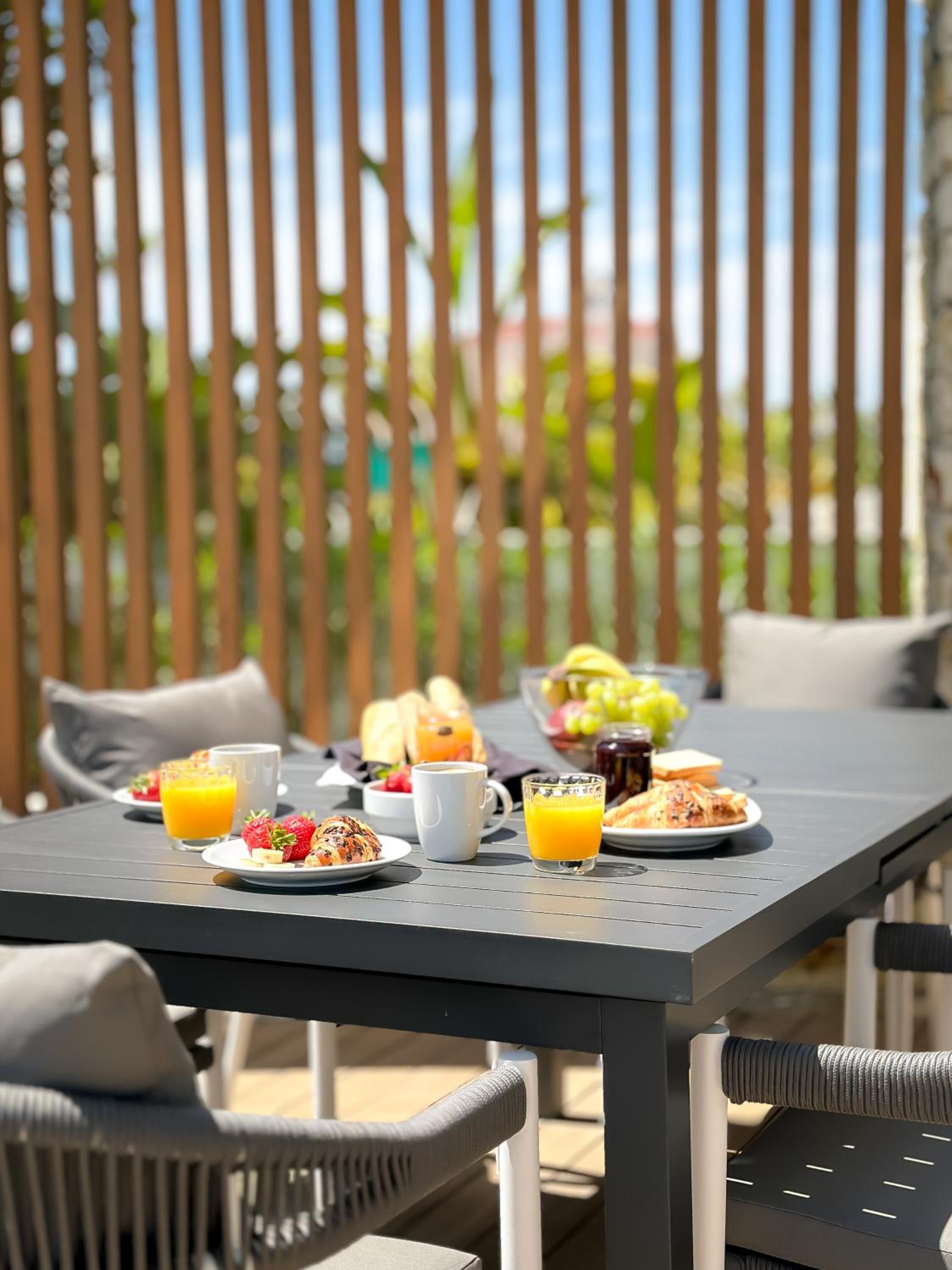 City Napa Seaview Villas - Villa 6