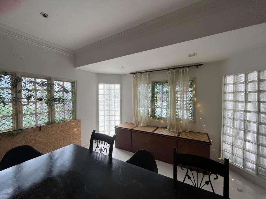 House of David - Bungalow at SS2 Petaling Jaya photo 2