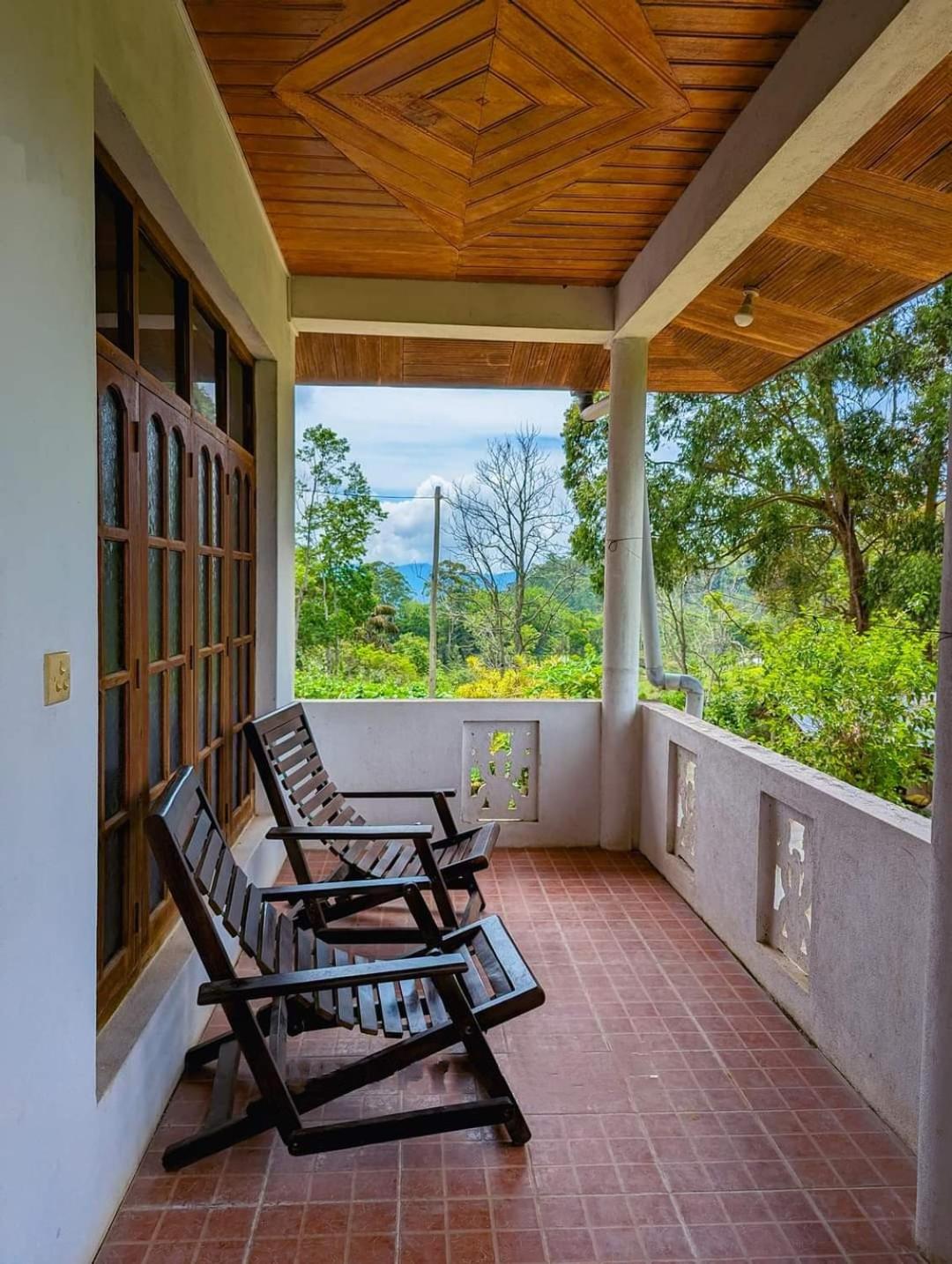 Katugaha Estate Bungalow view 3