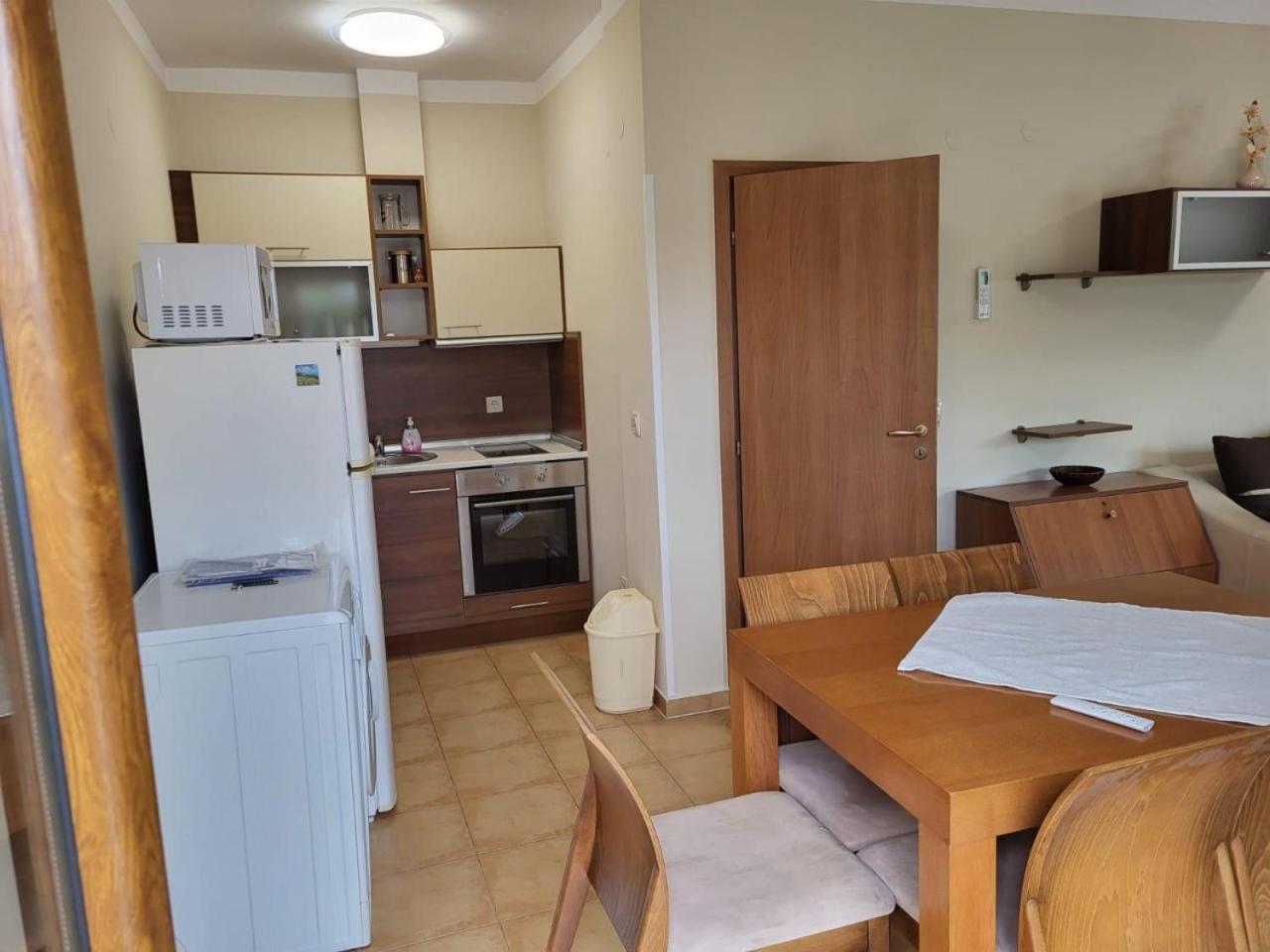 Lovely 3 Room Apartment not far from Sunnybeach