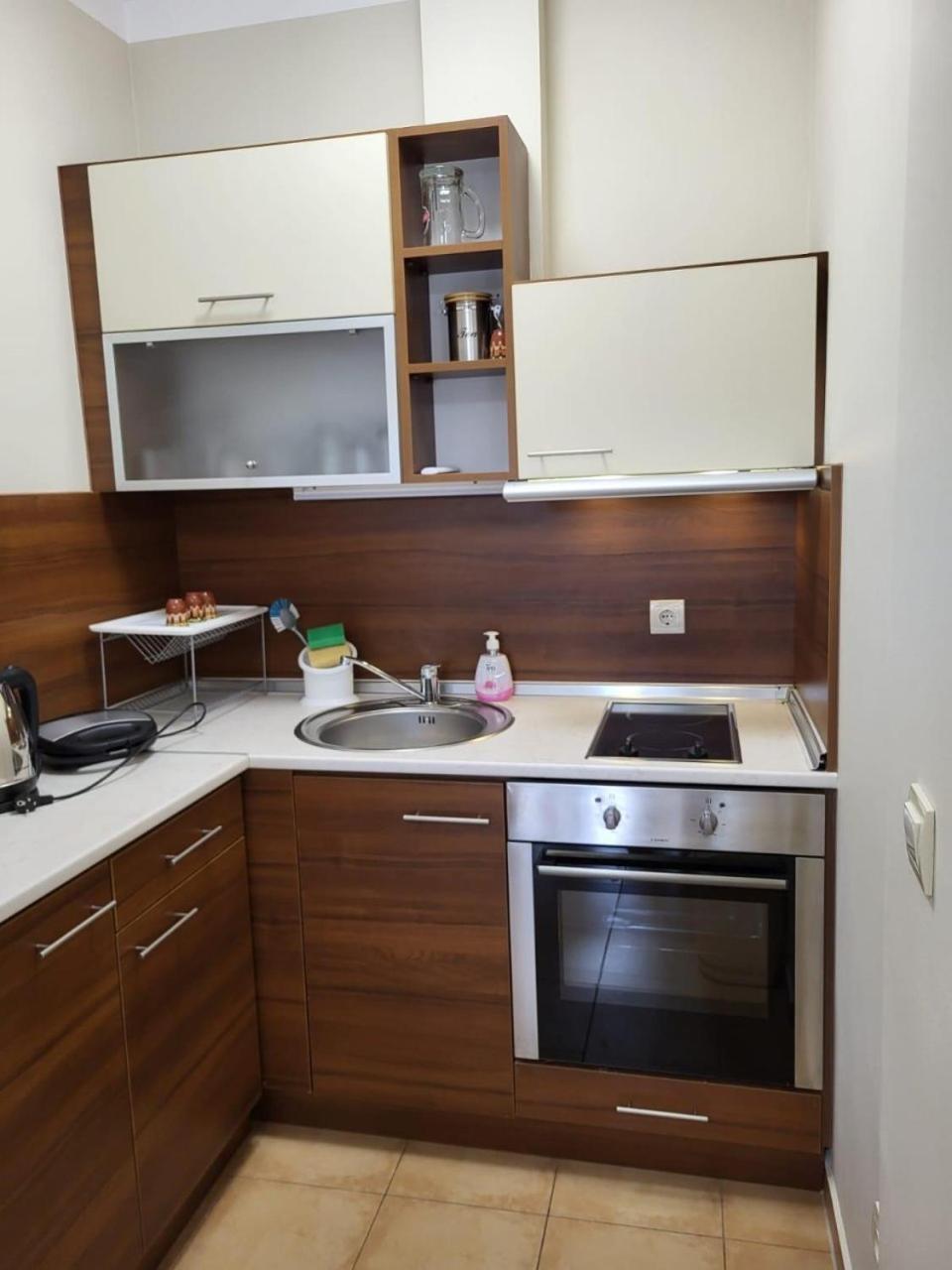 Lovely 3 Room Apartment not far from Sunnybeach