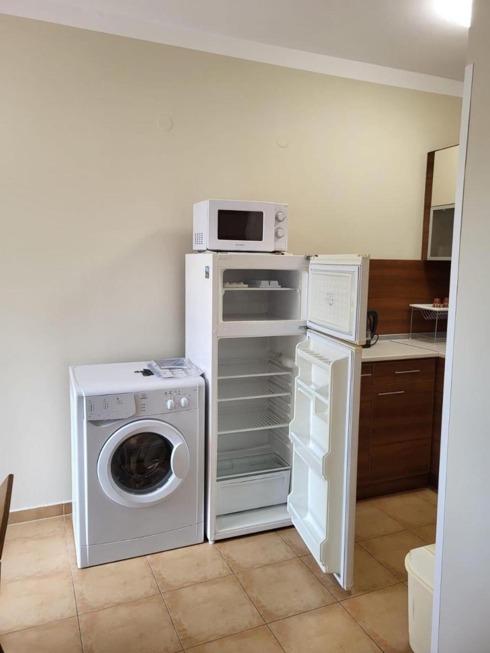 Lovely 3 Room Apartment not far from Sunnybeach