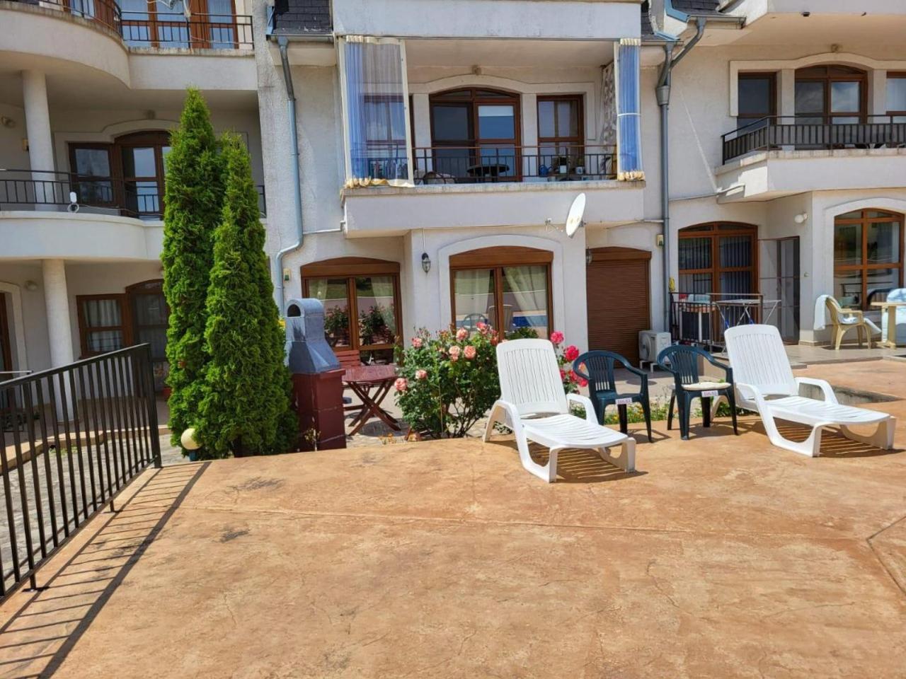 Lovely 3 Room Apartment not far from Sunnybeach