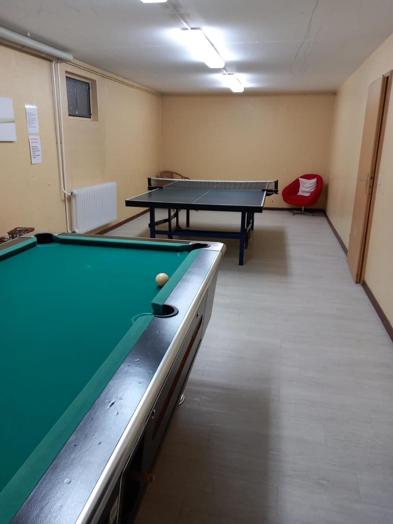 Chiemgau Comfort B8 Ferienwohnung Oberaudorf mit direktem Bergblick auf den Kaiser sowie Hallenbad und Sauna