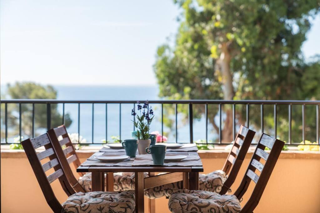 SeaHomes Vacations - CALA BANYS Apt photo 1