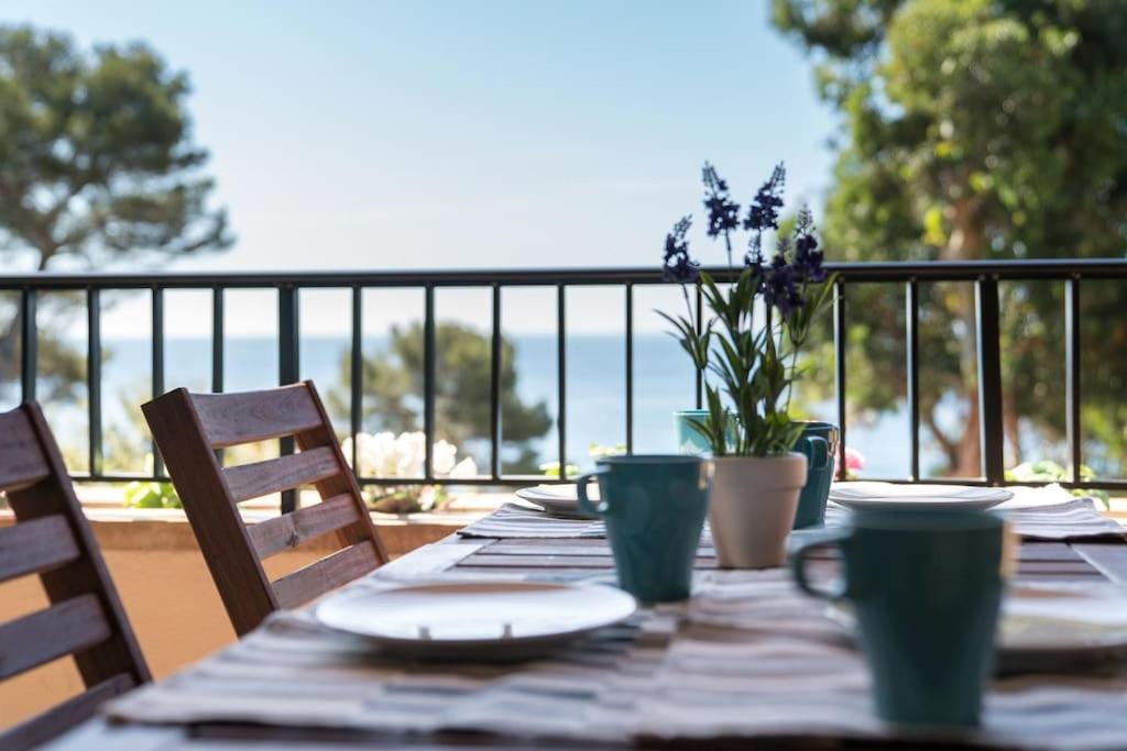 SeaHomes Vacations - CALA BANYS Apt photo 4