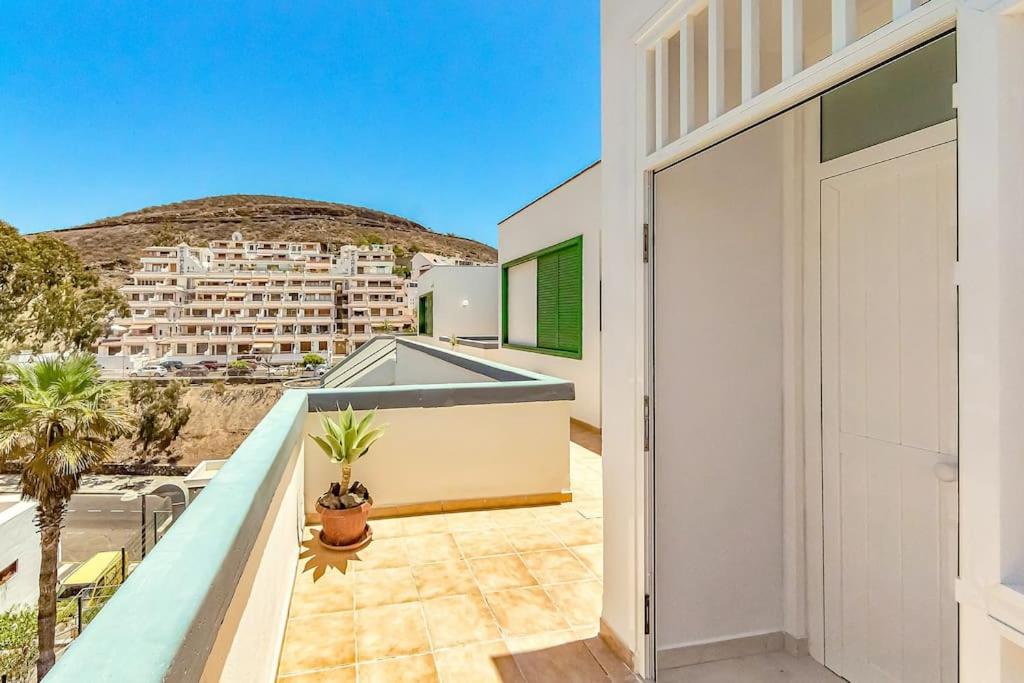 MAGNÍFICO Apartamento - VISTAS AL MAR Los Cristianos
