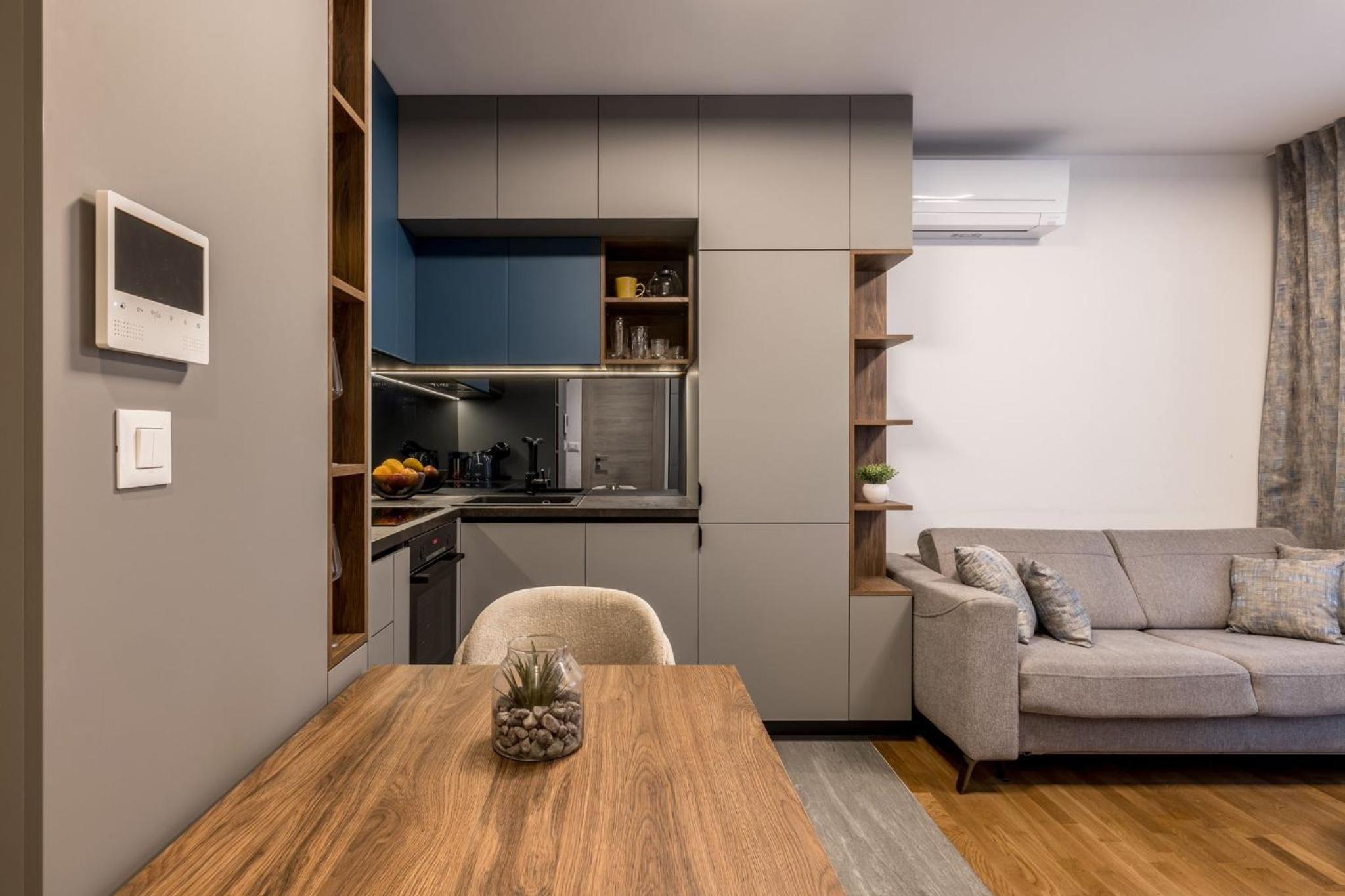 Blue Luxury Apartment