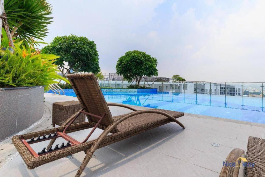 Apartment 2Br near Tan Son Nhat airport - Luxury
