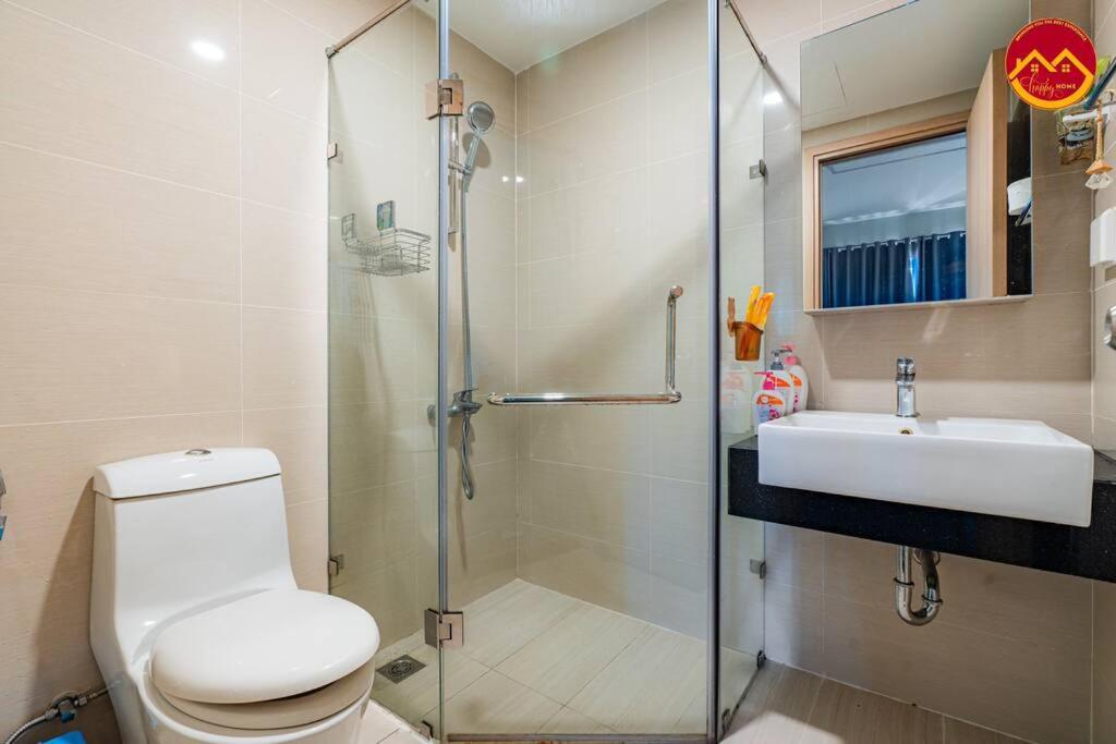 Apartment 2Br near Tan Son Nhat airport - Luxury