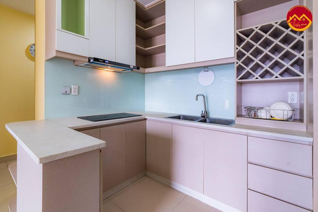 Apartment 2Br near Tan Son Nhat airport - Luxury