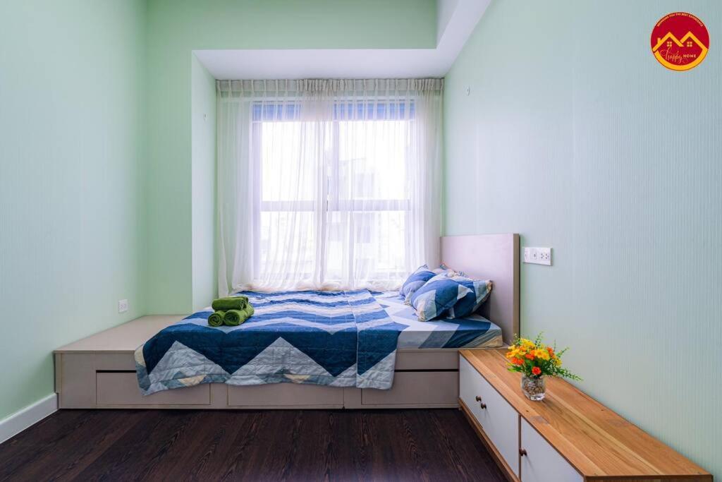 Apartment 2Br near Tan Son Nhat airport - Luxury