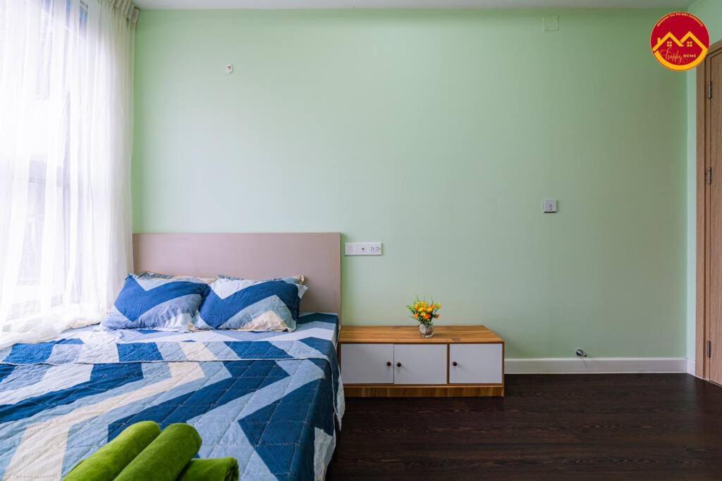 Apartment 2Br near Tan Son Nhat airport - Luxury