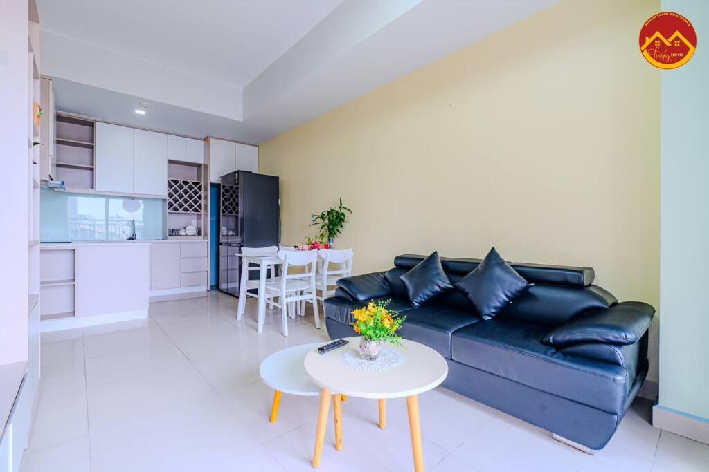 Apartment 2Br near Tan Son Nhat airport - Luxury