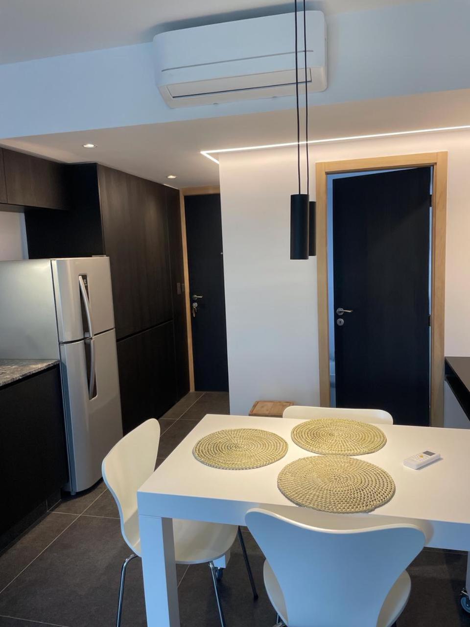Moderno Monoambiente Plaza Rocha By Lofter