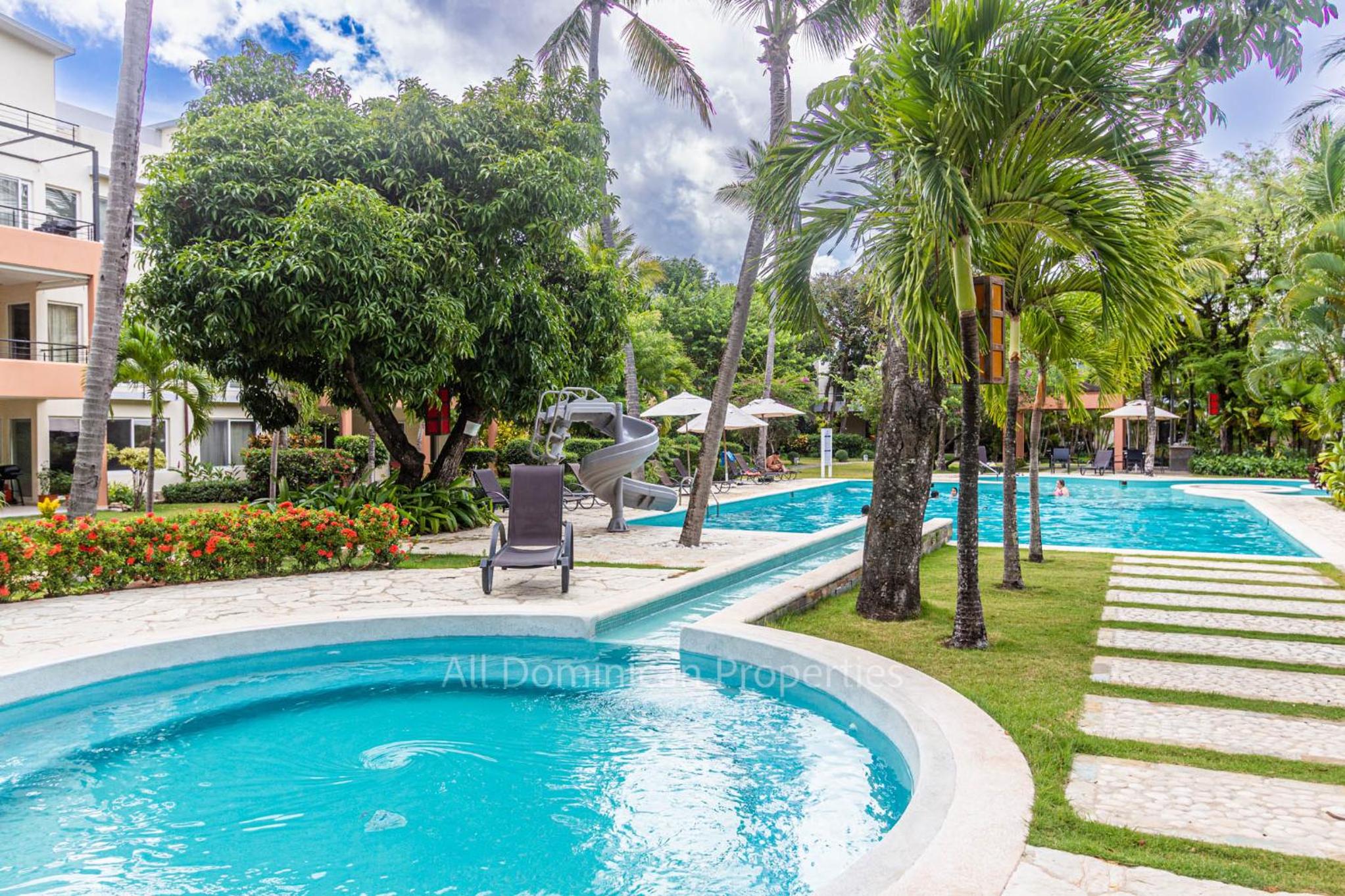 Infiniti Blu, Sosua